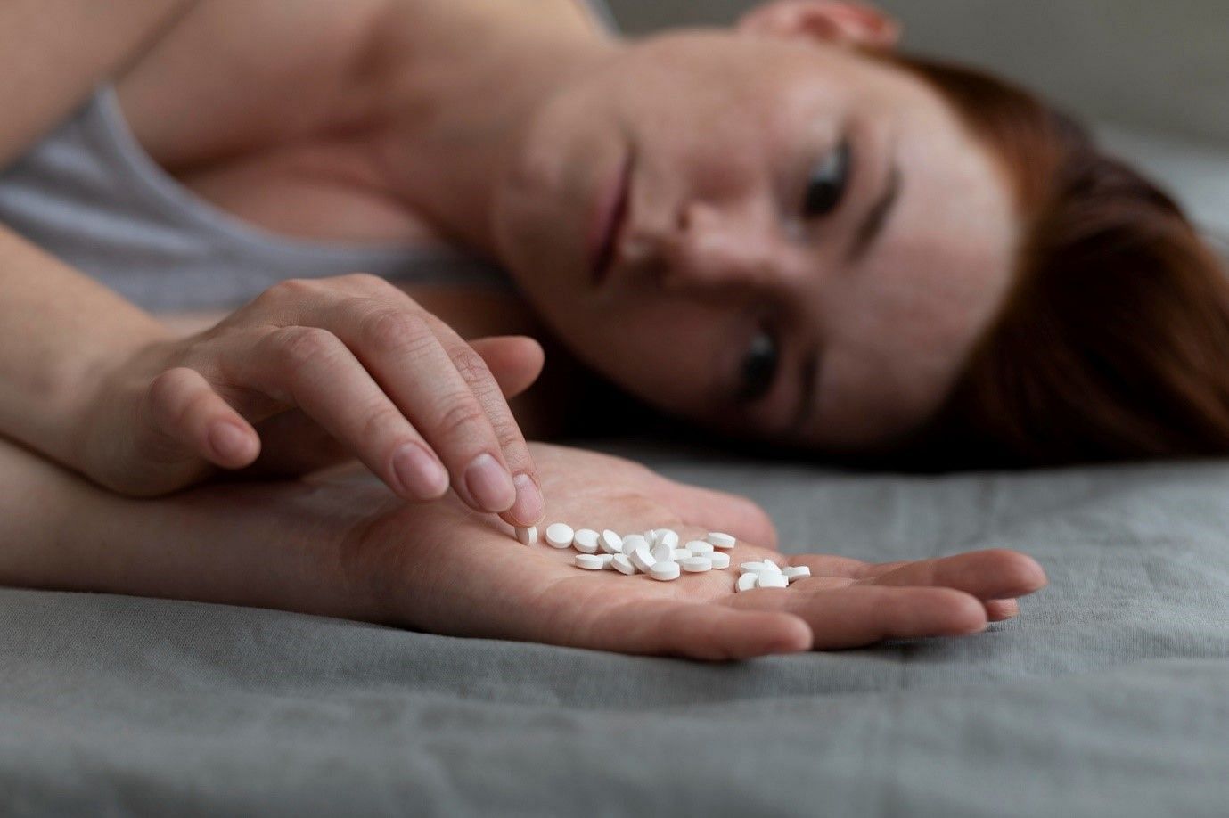 Check out supplements for yourself (image by freepik on freepik)